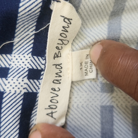 ABOVE+BEYOND plaid tunic 1X roll tab short sleeve blue+white flared button down - Picture 2 of 2